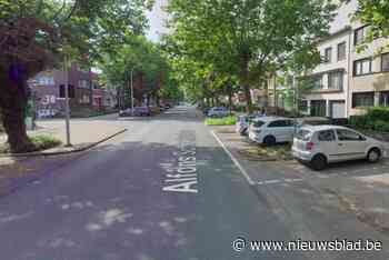 Tijdelijke ingrepen in Alfons Schneiderlaan moeten verkeersveiligheid verhogen