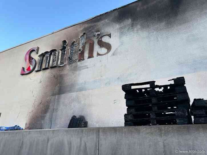 Fire damages Smith's Grocery Store in Albuquerque