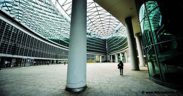 L’ultima proposta della Lega: “Un milione di euro per installare cartelli stradali in dialetto lombardo”