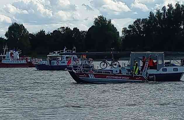 FW-BN: Feuerwehr Bonn sichert manövrierunfähige Motorsegelyacht auf dem Rhein