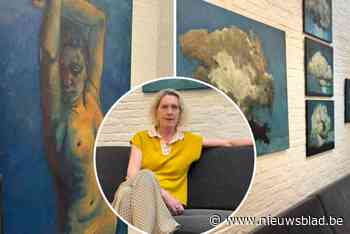 “Mijn modellen zitten niet goed in hun vel”: ooit was Inge Oeyen psycholoog, vandaag schildert ze de emoties van haar af