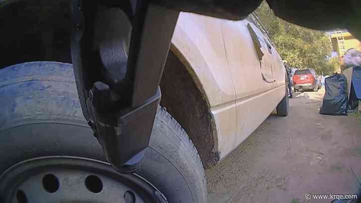 VIDEO: Chaotic scene as law enforcement dodge gunfire outside of Farmington