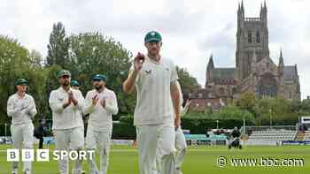 Bears rally at Worcester after Taylor's 6-28