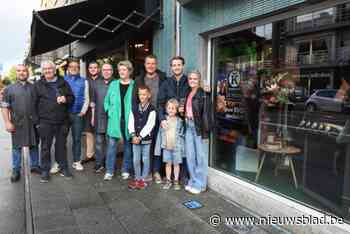 Vier klanten van Keurslager De Meulder winnen een barbecue ter waarde van 1000 euro