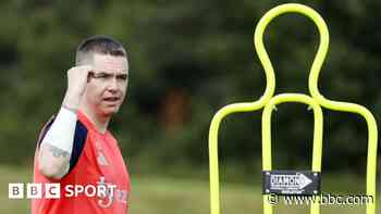 Skinner defends Man Utd Women training facilities