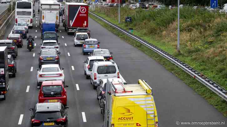 Uur vertraging: A58 dicht door ongeluk