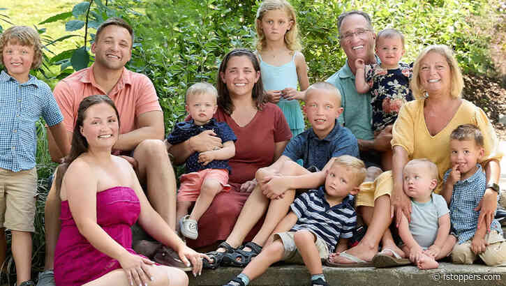 How to Capture Perfect Family Photos in Challenging Lighting Conditions