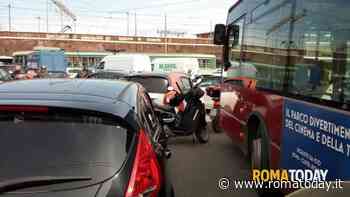 Traffico impazzito a Porta Maggiore: i lavori della tangenziale paralizzano Roma. E i vigili chiedono lavorazioni notturne