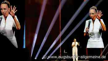 Mit göttlichem Humor: Carolin Kebekus kehrt nach Babypause mit neuem Programm zurück