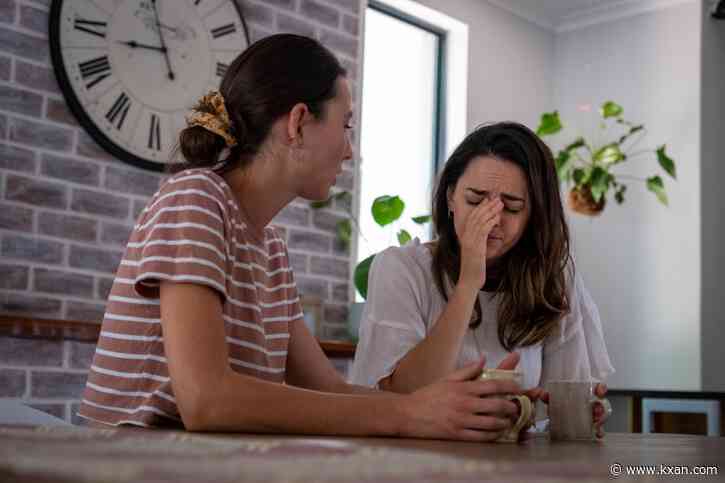 'Talk Saves Lives': Free suicide prevention classes helps people talk with struggling family, friends