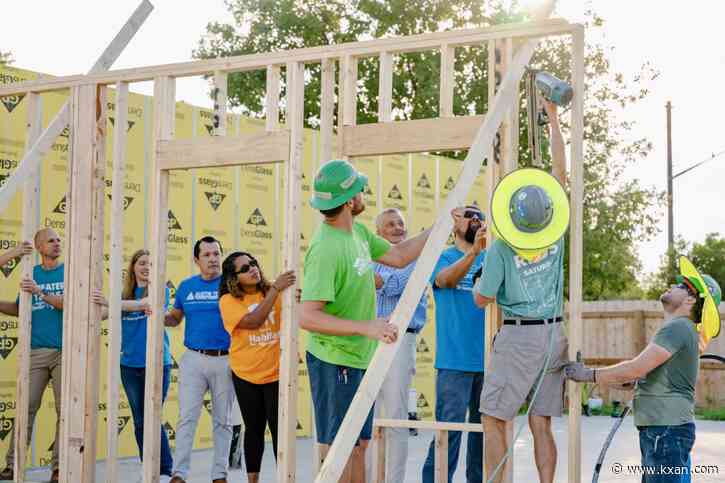 Austin ISD school employee to receive new home through volunteer efforts