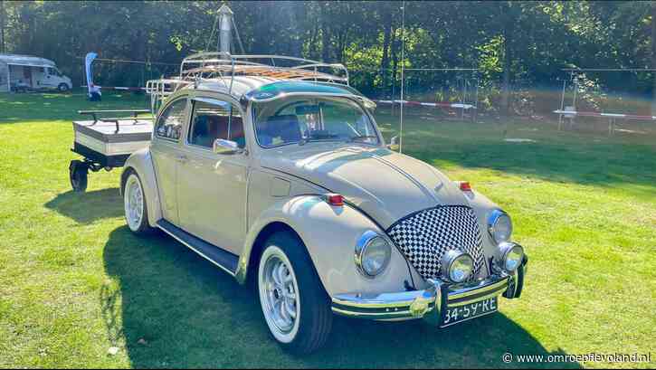 Dronten - Kevers komen aan op camping voor Keverweekend in Dronten