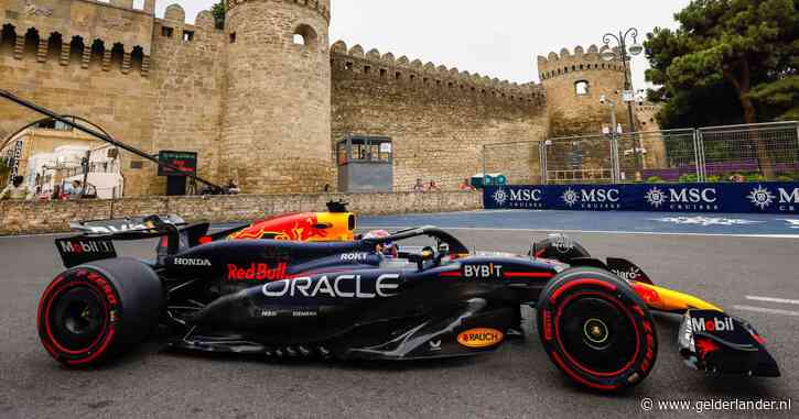 Vier op een rij! Leclerc wéér op pole in Bakoe, Max Verstappen start als zesde na vroege exit Norris