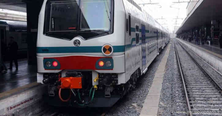 Trenitalia fa marcia indietro e abbandona il check-in per i biglietti digitali dei treni regionali. Cosa cambia dal 21 settembre