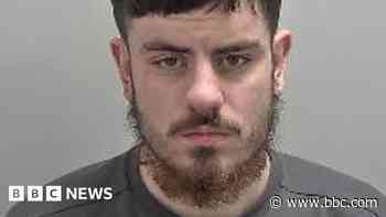 Fraudster threatened to chop victim's hands off