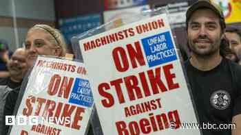 Boeing workers strike as they reject 25% pay rise