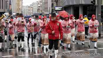 Einsatz bei jedem Wetter: Feuerwehr trotzt Regen und feiert Jubiläum