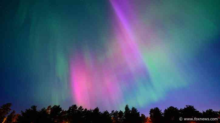 Catch the Northern Lights in the US and around the world with these viewing tips