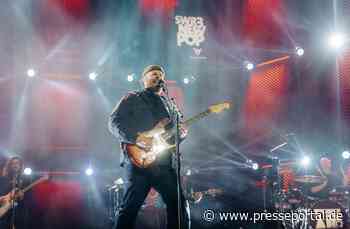 Mehr als 40.000 begeisterte Musikfans feiern das "SWR3 New Pop Festival"