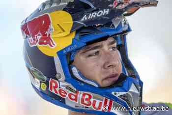 Zijn achtste GP-zege van het seizoen was even bijzaak, Lucas Coenen reageert aangeslagen na aanrijding met Liam Everts: “Shit, wat heb ik gedaan? Dat is de hele reeks door mijn hoofd blijven spoken”