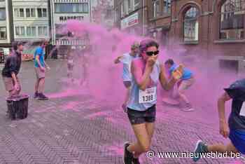 Rainbow Run kleurt autoloze zondag