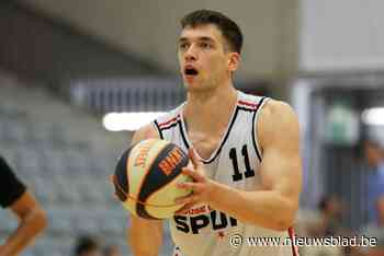 Sterke Niels De Ridder beslissend in 84-86-overwinning van Kortrijk Spurs op Leiden: “Voor het eerst in mijn carrière de winnende korf”