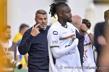 Bijna niemand heeft het gezien: trainer van OHL krijgt rode kaart tegen STVV