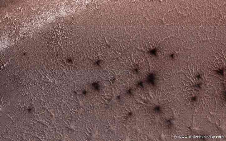 Scientists Recreate Mars Spiders in the Lab