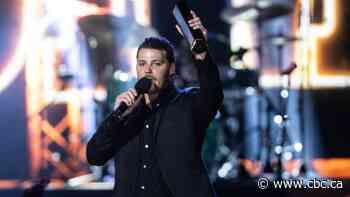 Burlington's Josh Ross wins big while k.d. lang rocks with The Reclines at CCMAs