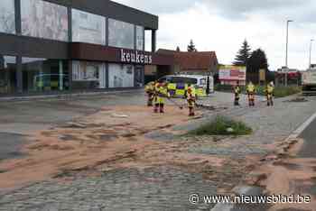 Gewestweg afgesloten omwille van mazoutlek