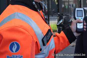 Alcoholslot en rijverbod voor man die tweemaal eigen wagen in de vernieling rijdt