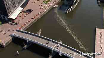Muur van luchtbellen blijkt succesvolle manier om plastic uit water te halen