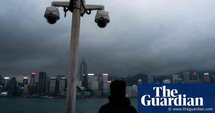 Hong Kong: first person convicted under security law for wearing protest T-shirt