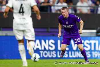 Deze drie buitenlandse clubs informeerden naar Anders Dreyer, maar: 'Anderlecht schoot zichzelf in de voet en zit nu met een probleem'