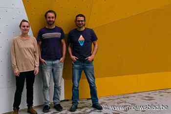 Vriendengroep opent nieuwe klimzaal met boulderwanden en kinderklimparadijs: “Avontuur voor alle leeftijden en niveaus”