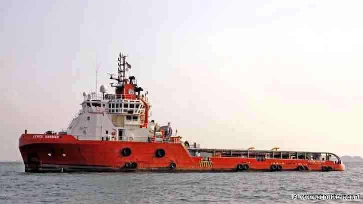 Bemanning gered van brandende offshore-bevoorrader