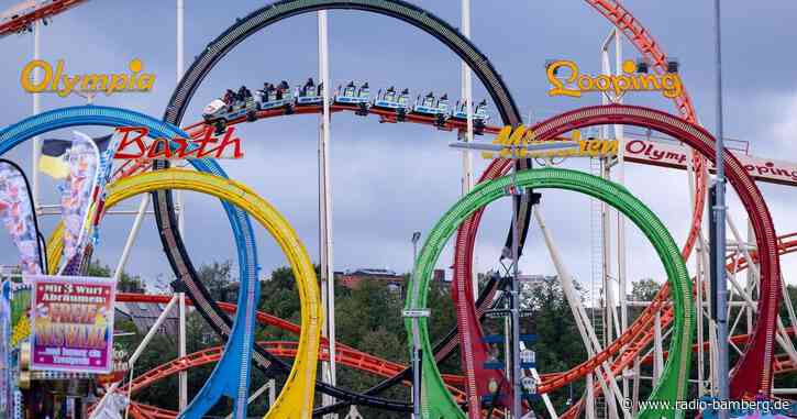 Tödlicher Unfall vor Wiesn: Achterbahn-Aufbau geht weiter