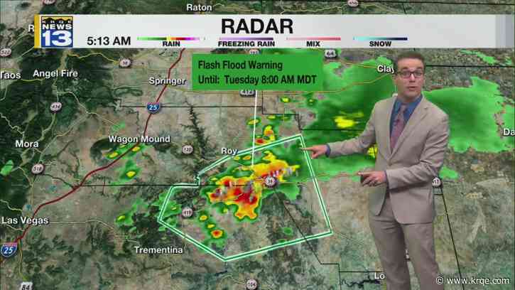 Rain to push east & mild