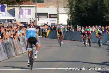 Nederlander wint Textielprijs in Vichte, Tom Van Asbroeck haalt net top tien