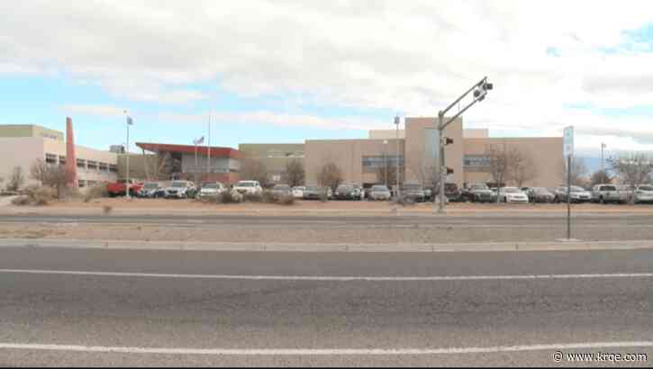 Two guns found in student's possesion at Volcano Vista High School