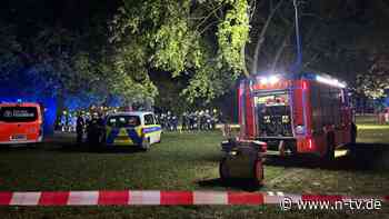 30 Verletzte, Ursache unklar: Dach von Partyboot in Berlin stürzt ein