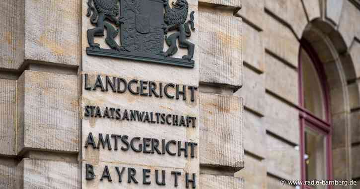 Drei Männer in Bayreuth wegen Brandstiftung verurteilt