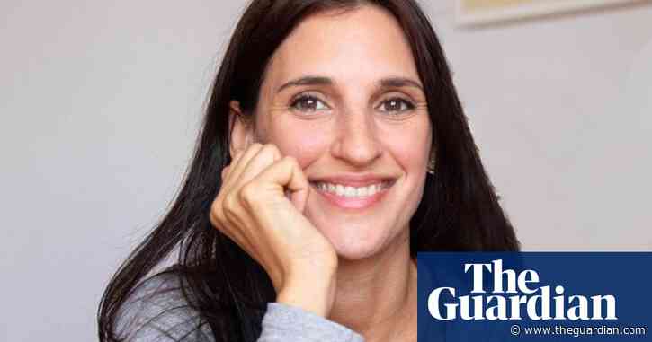 Nadia Davids wins Caine short story prize for ‘triumph of language’ Bridling