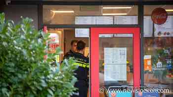 Klanten snackbar Almere overmeesteren overvaller