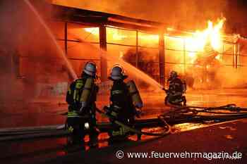 B5 in Biberach: Brennt Lagerhalle