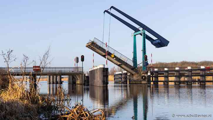 Waterschap Rijn en IJssel renoveert bruggen en sluizen Oude IJssel
