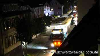 Transport zum Windpark Grömbach: Riesige Rotorblätter auf Reise durch Calmbach