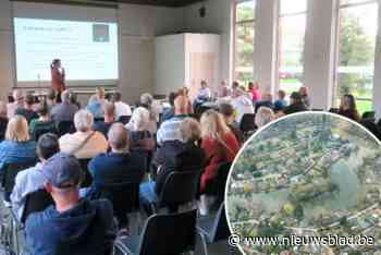 Bewoners Schildestrand zetten druk op de ketel: “Waarom kan permanent wonen elders wel en bij ons niet?”