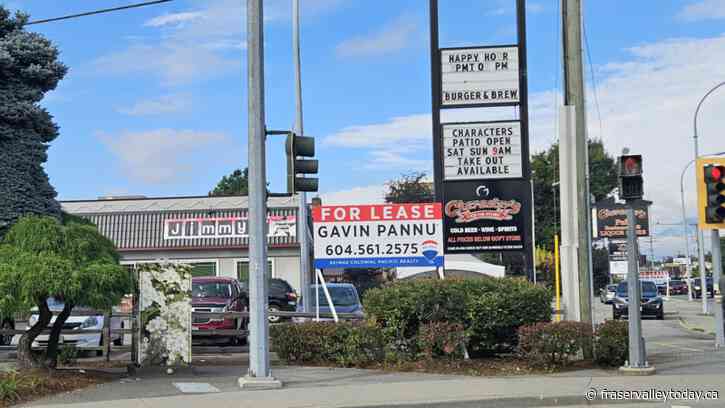 Chilliwack businesses not for lease, despite two signs in their parking lots