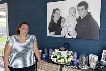 “Ik dacht dat het geen kwaad kon om een QR-code door te sturen”: Lindsey verloor pas haar man en werd nu voor 53.000 euro opgelicht